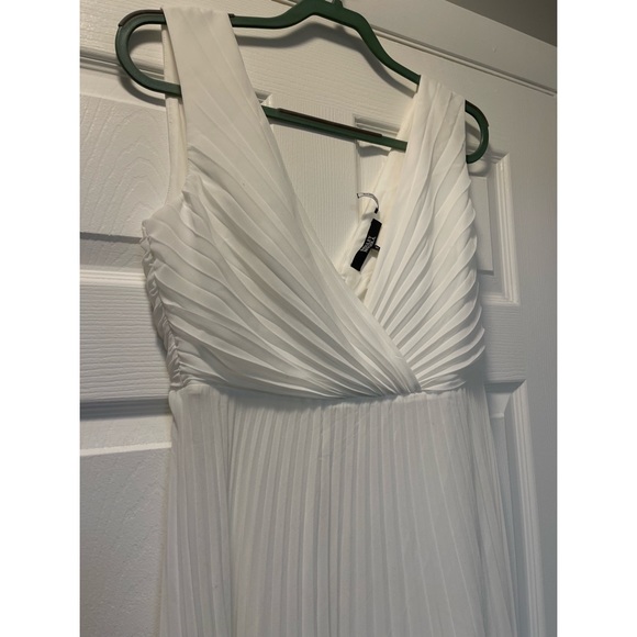 BHLDN x Badgley Mischka Sloane Size 6 Ivory Pleated Maxi Wedding Dress - Picture 9 of 13